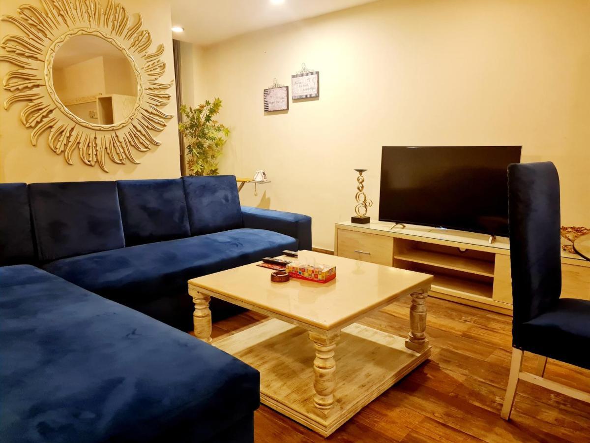 이슬라마바드 Royal Residencia Centaurus 아파트 외부 사진