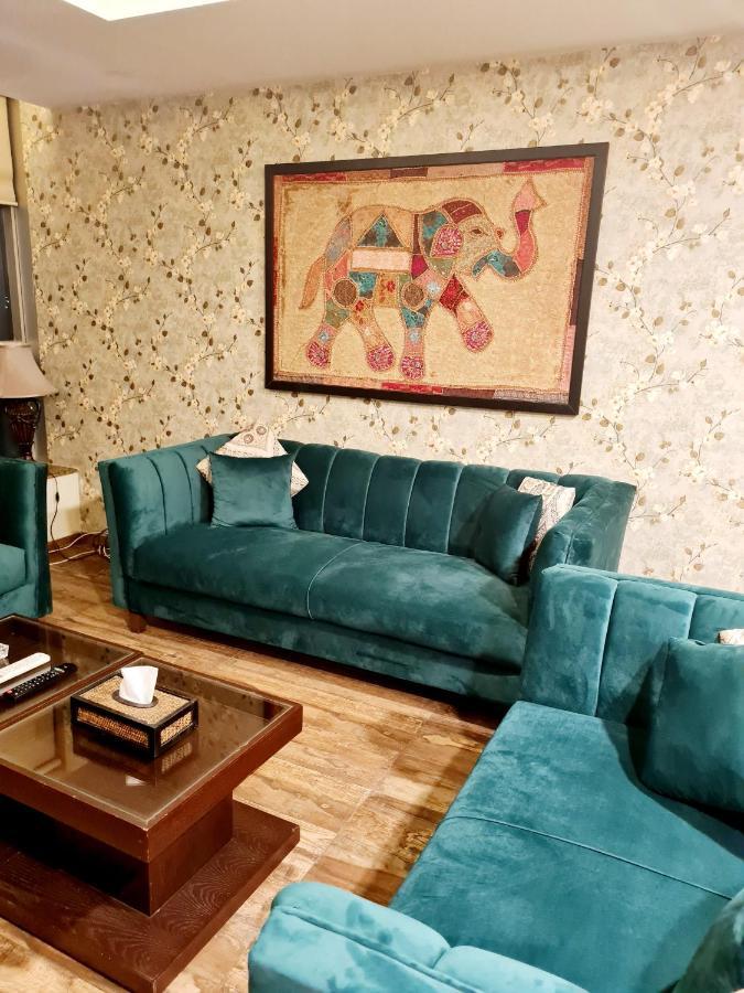 이슬라마바드 Royal Residencia Centaurus 아파트 외부 사진