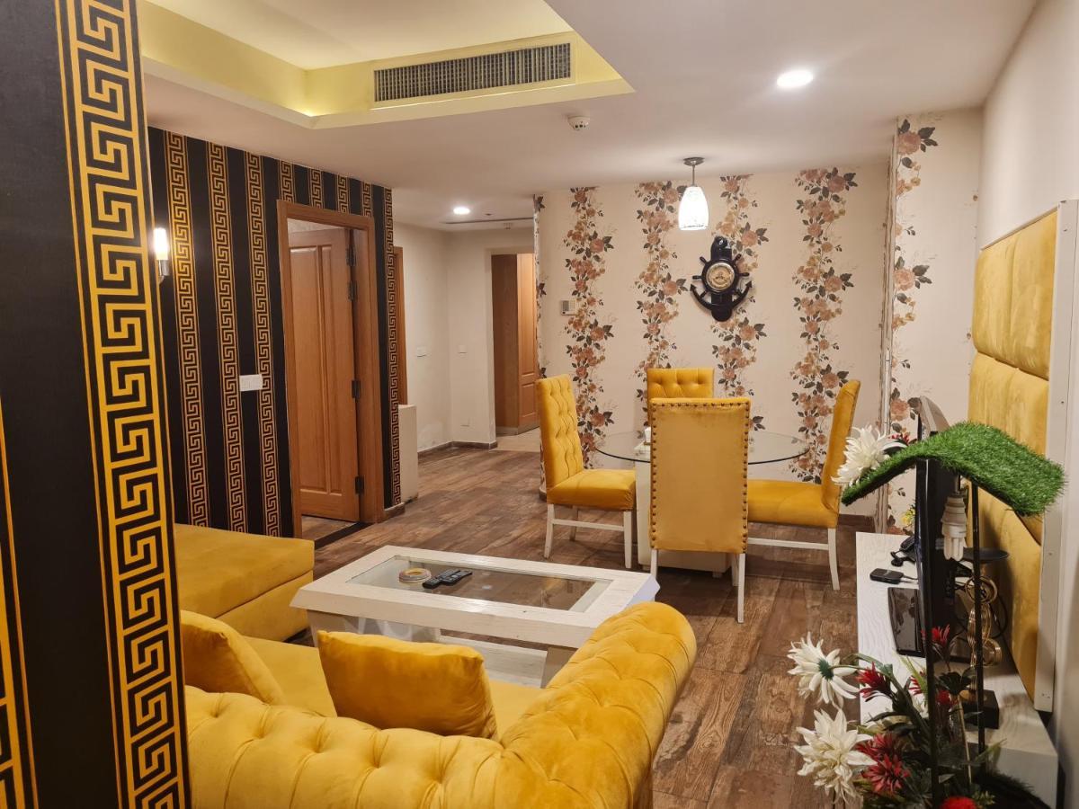 이슬라마바드 Royal Residencia Centaurus 아파트 외부 사진