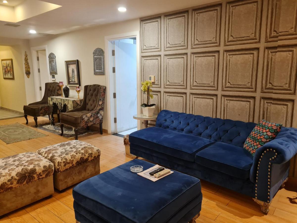 이슬라마바드 Royal Residencia Centaurus 아파트 외부 사진