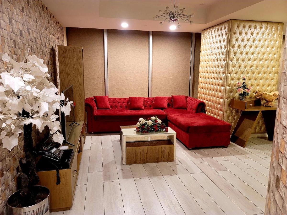 이슬라마바드 Royal Residencia Centaurus 아파트 외부 사진