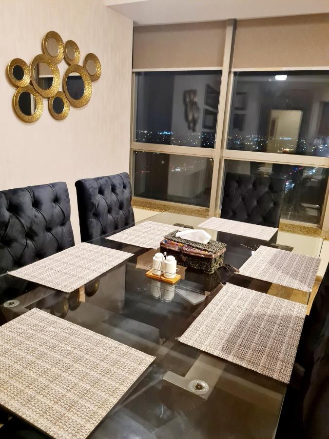이슬라마바드 Royal Residencia Centaurus 아파트 외부 사진