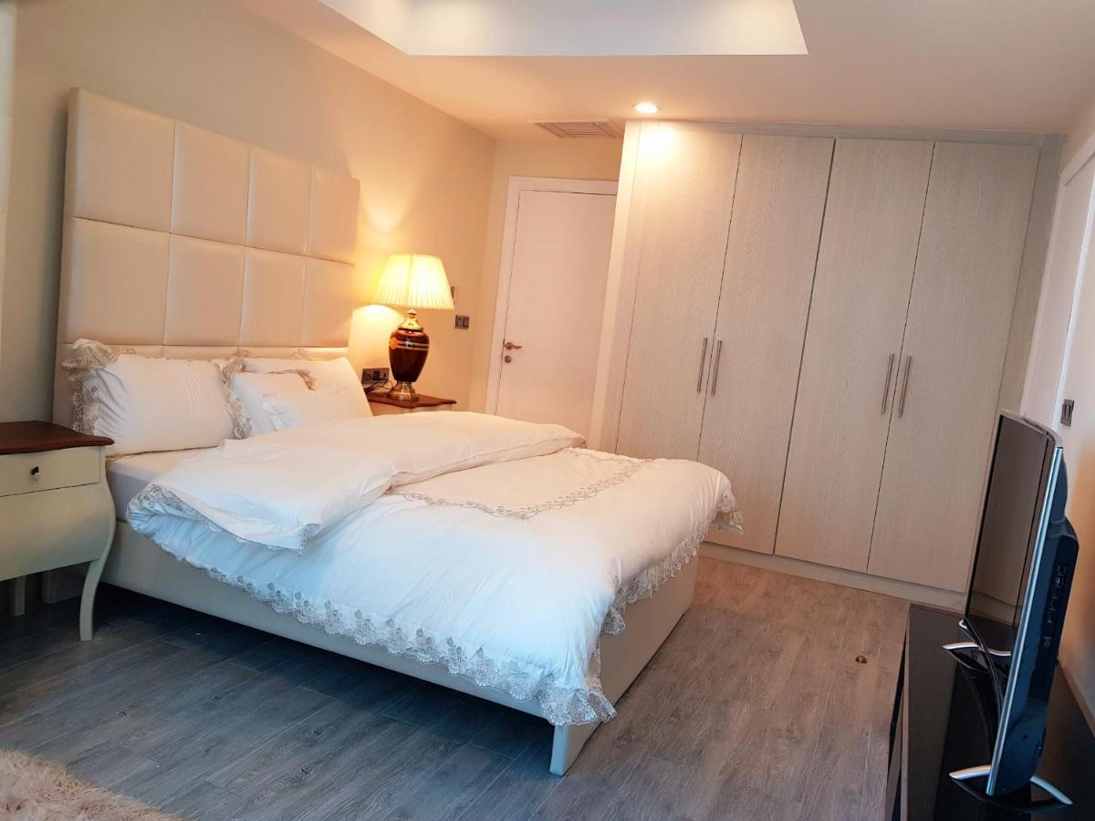 이슬라마바드 Royal Residencia Centaurus 아파트 외부 사진