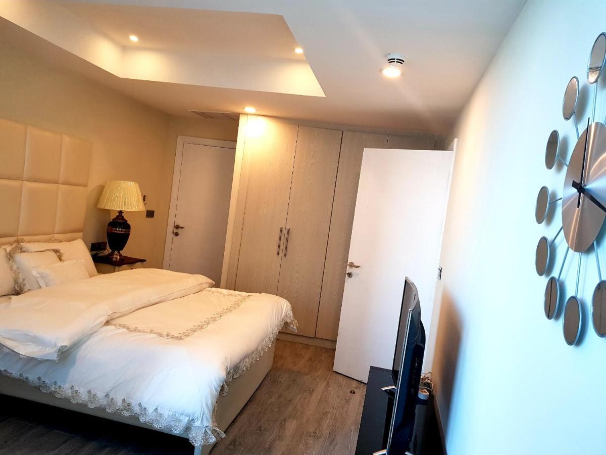 이슬라마바드 Royal Residencia Centaurus 아파트 외부 사진