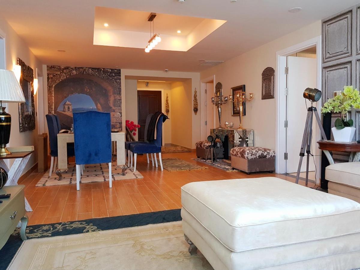 이슬라마바드 Royal Residencia Centaurus 아파트 외부 사진