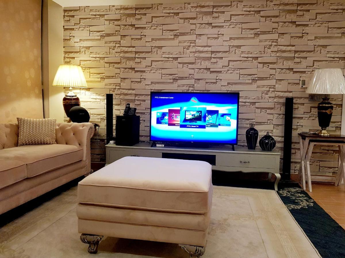이슬라마바드 Royal Residencia Centaurus 아파트 외부 사진