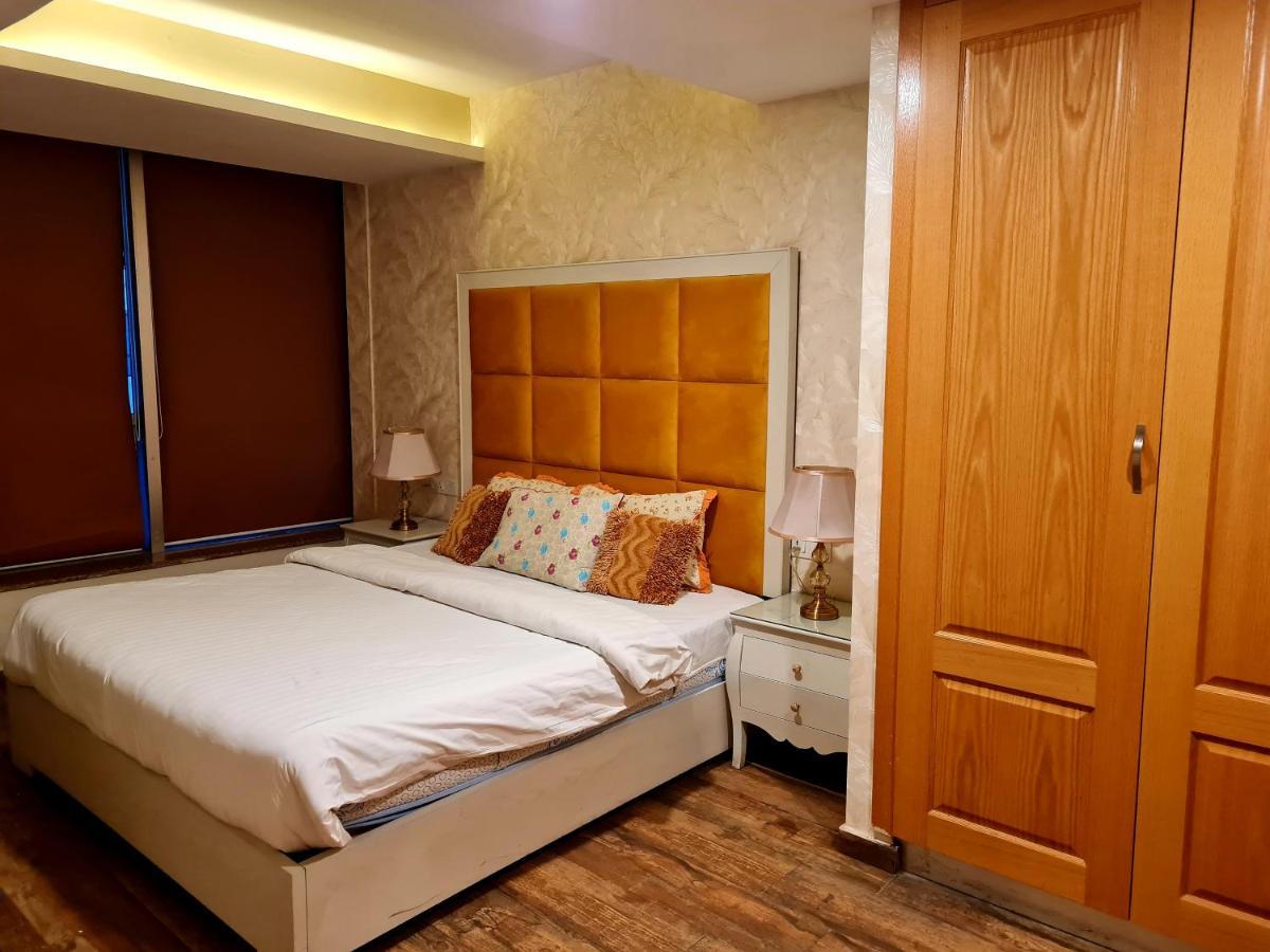 이슬라마바드 Royal Residencia Centaurus 아파트 외부 사진